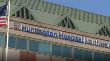 carrier-huntington-hospital-exterior-signage-with-flag