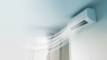 carrier-high-wall-unit-with-airflow-in-room