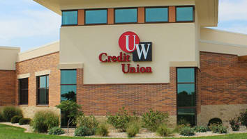 carrier-credit-union-exterior-with-signage-sm