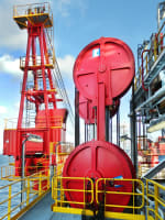 offshore-oil-rig-hydraulics