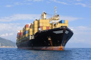 container-ship-yellow-containers