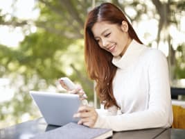 woman-using-laptop-computer