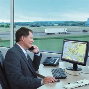 carrier-vector-1350-technicien