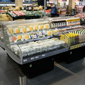 carrier-counter-areor-stepped-retail-1250x1250