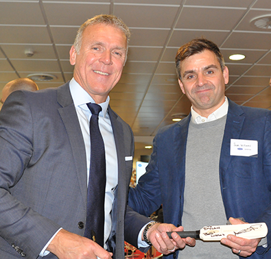 england-legend-alec-stewart-with-sam-williams-of-arcade england-legend-alec-stewart-with-sam-williams-of-arcade