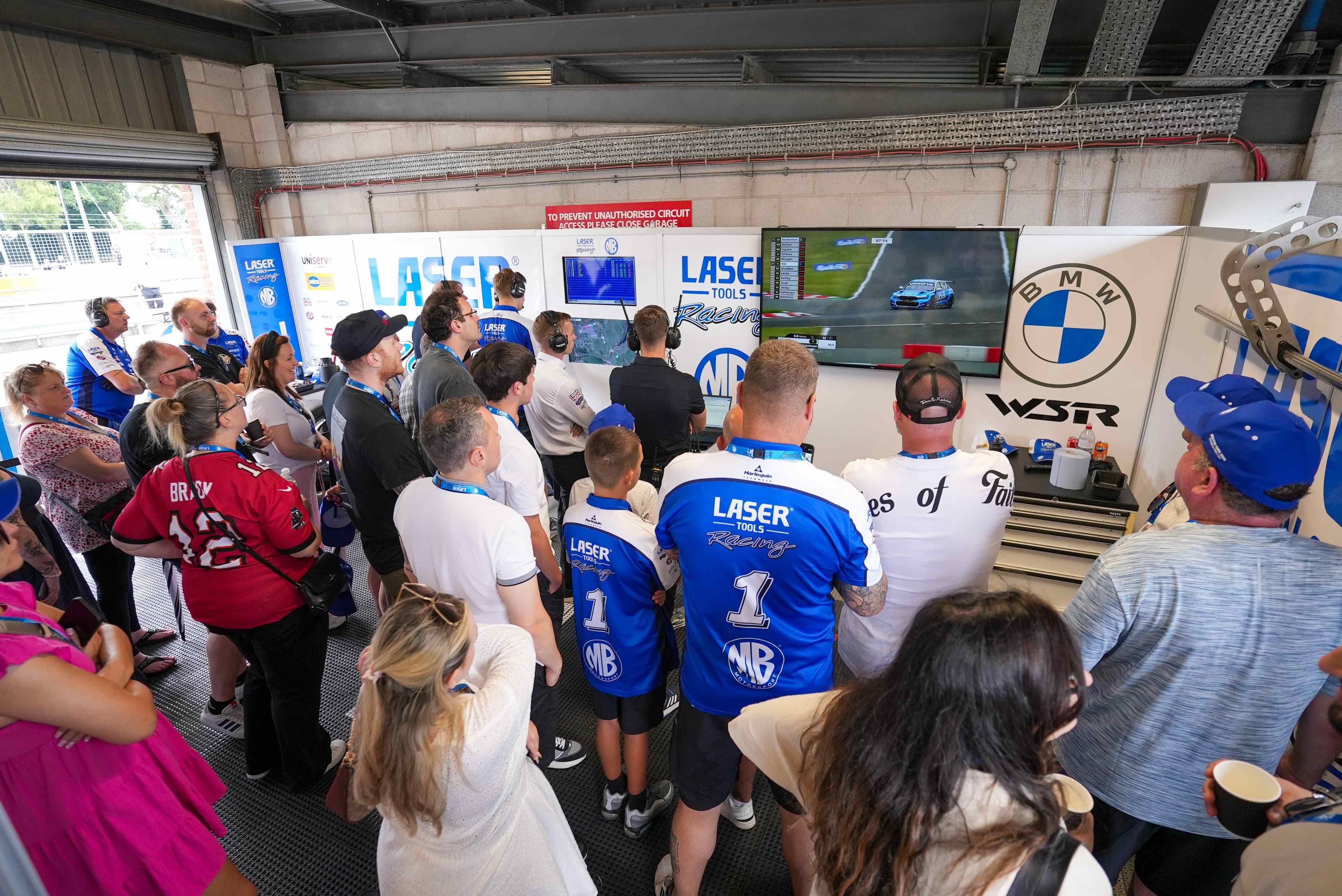 Watching the qualifying session