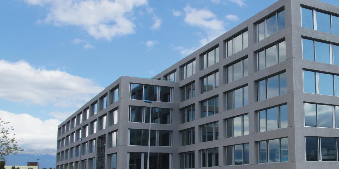 carrier-case-study-switzerland-district-heating-building