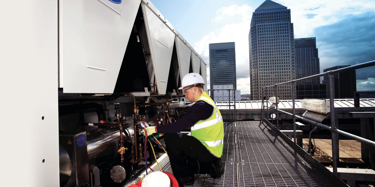 carrier-service-technician-on-roof-air-cooled-chiller-2