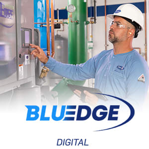 bluedge-digital-technician-with-tablet-sq