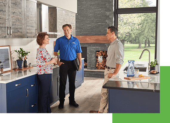 dealer-in-kitchen-with-couple-hero