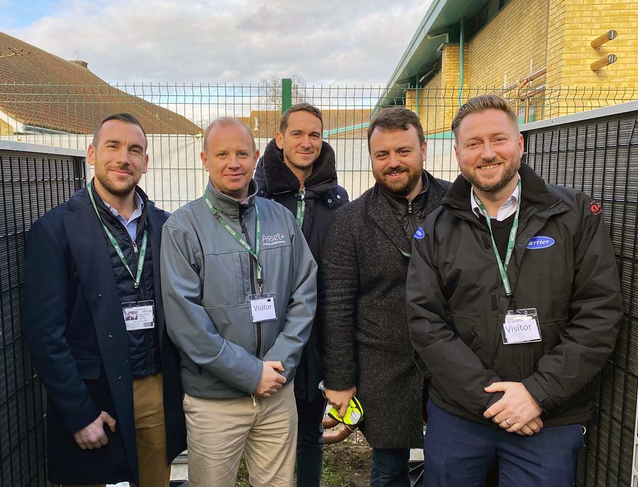 parners-line-up-on-site