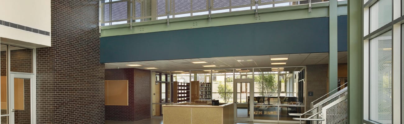 carrier-kensington-high-school-interior-xsm
