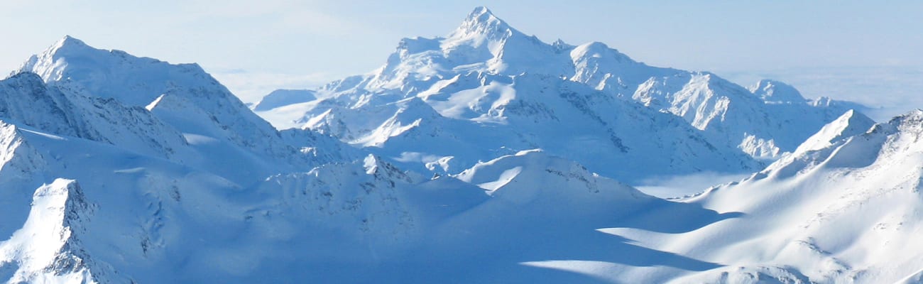 tall-mountains-covered-in-snow_1x1