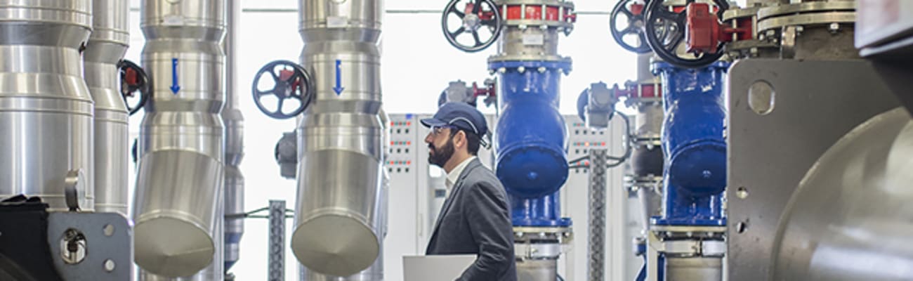 carrier-bluedge-service-on-factory-site_sq