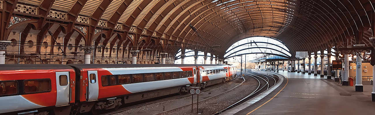 Storage-and-distribution_case-study_Train-depot_UK-banner