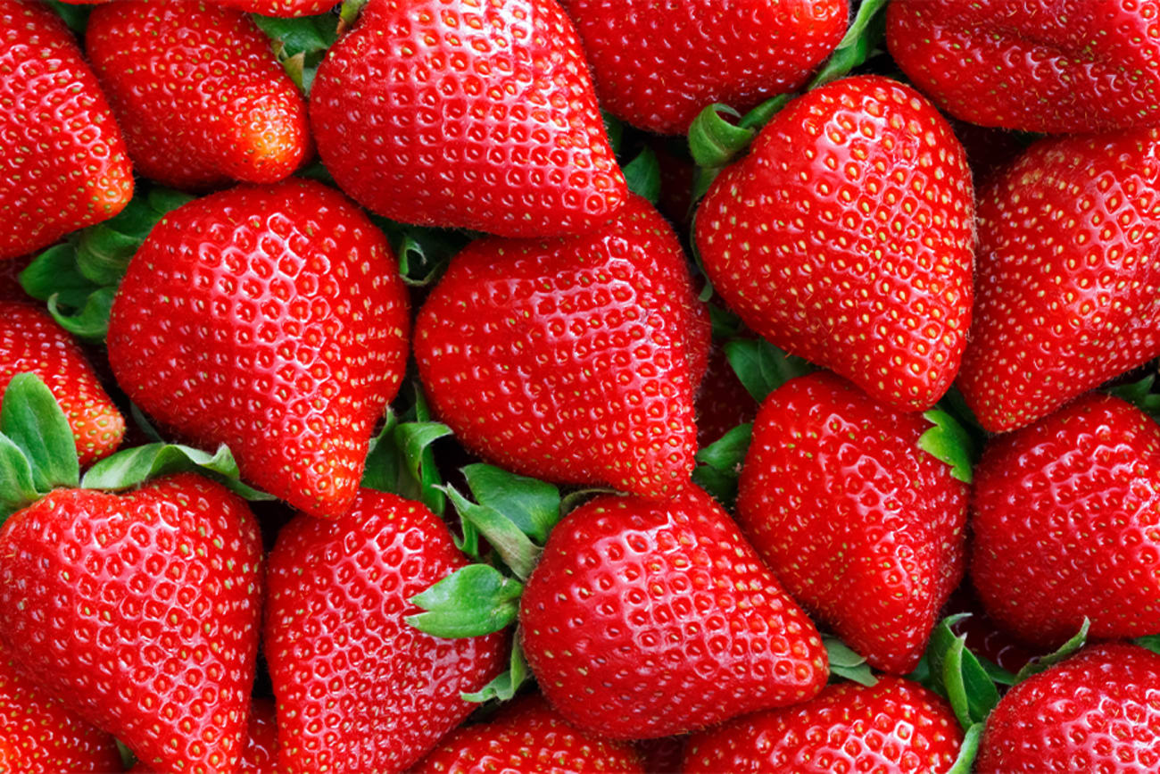 Keeping_Strawberries_Refrigerated_3x2