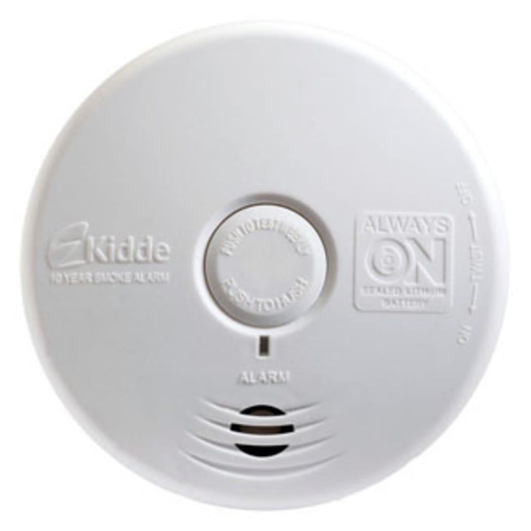Quell Wireless Photoelectric Interconnect Living Area Smoke Alarm