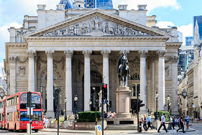 royal-exchange-london-06192019-400x267