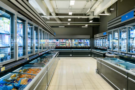 carrier-visor-top-freezer-retail-1873x1250