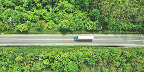Aerial_TRU_trailer_on_hwy_500x250_002 Aerial_TRU_trailer_on_hwy_500x250_002
