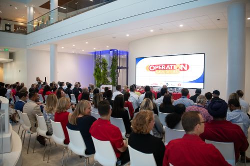 _TW88599 Employees and guest attend Operation Save A Life event in the Lobby.