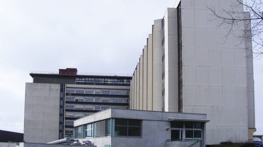 healthcare - Louis Pasteur Health