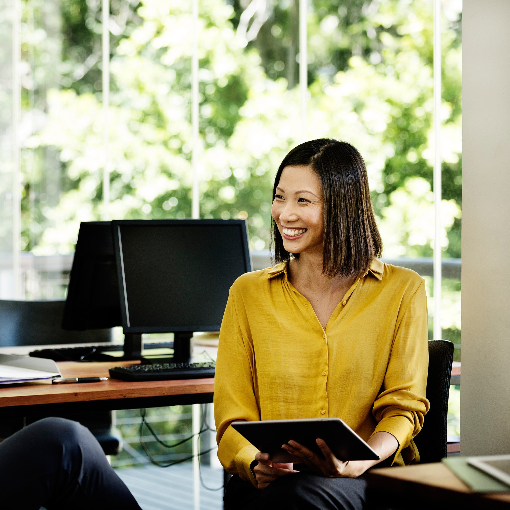 safe-asian-woman-at-work-1x1