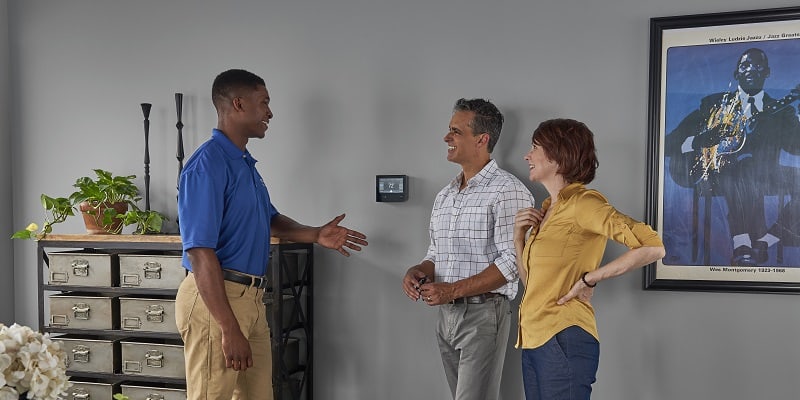 Dealer-Couple-Infinity-Control-3