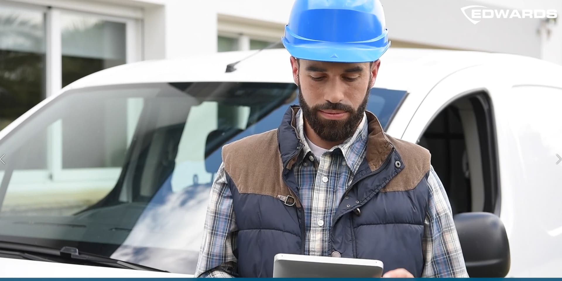 estmobile-tech-tablet-video-bg