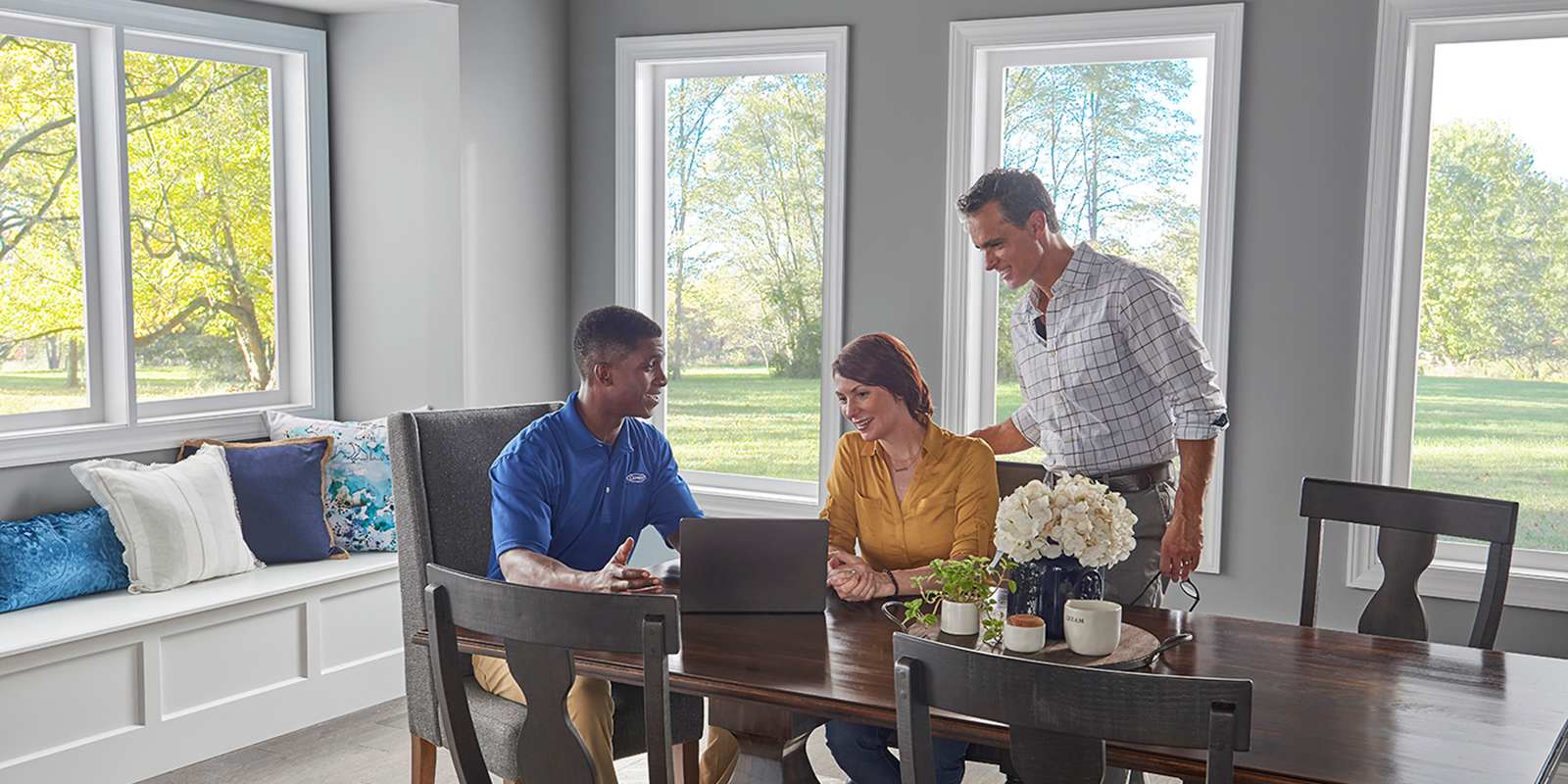 dealer-talks-to-homeowners-about-hvac-dampers