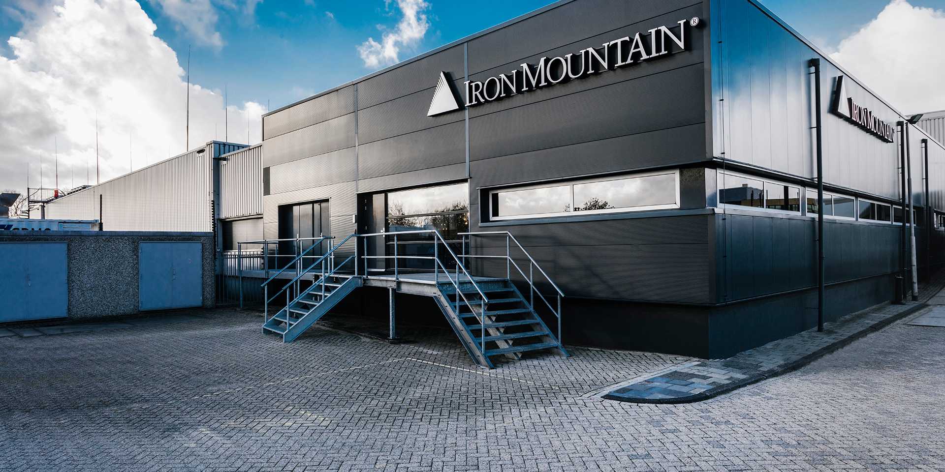 exterior of an iron mountain data center location