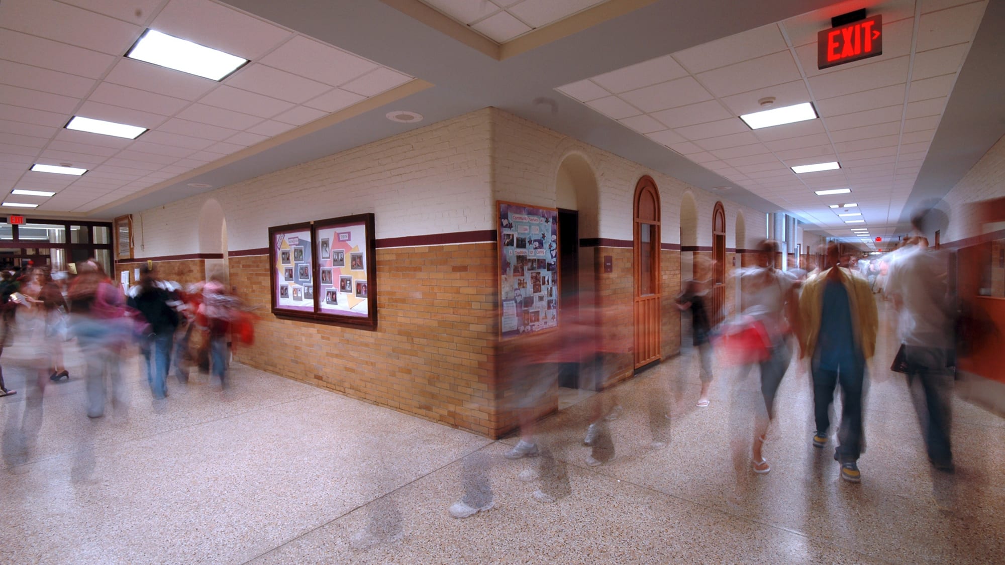 carrier-school-kids-in-hallway