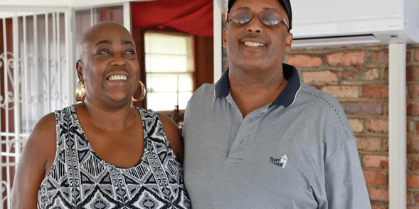 happy-man-and-women