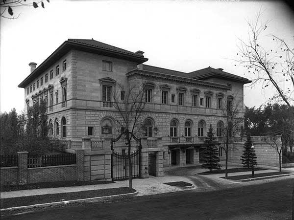 1914-first-house-with-air-conditioning