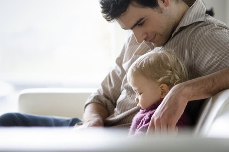 dad-with-daughter dad-with-daughter