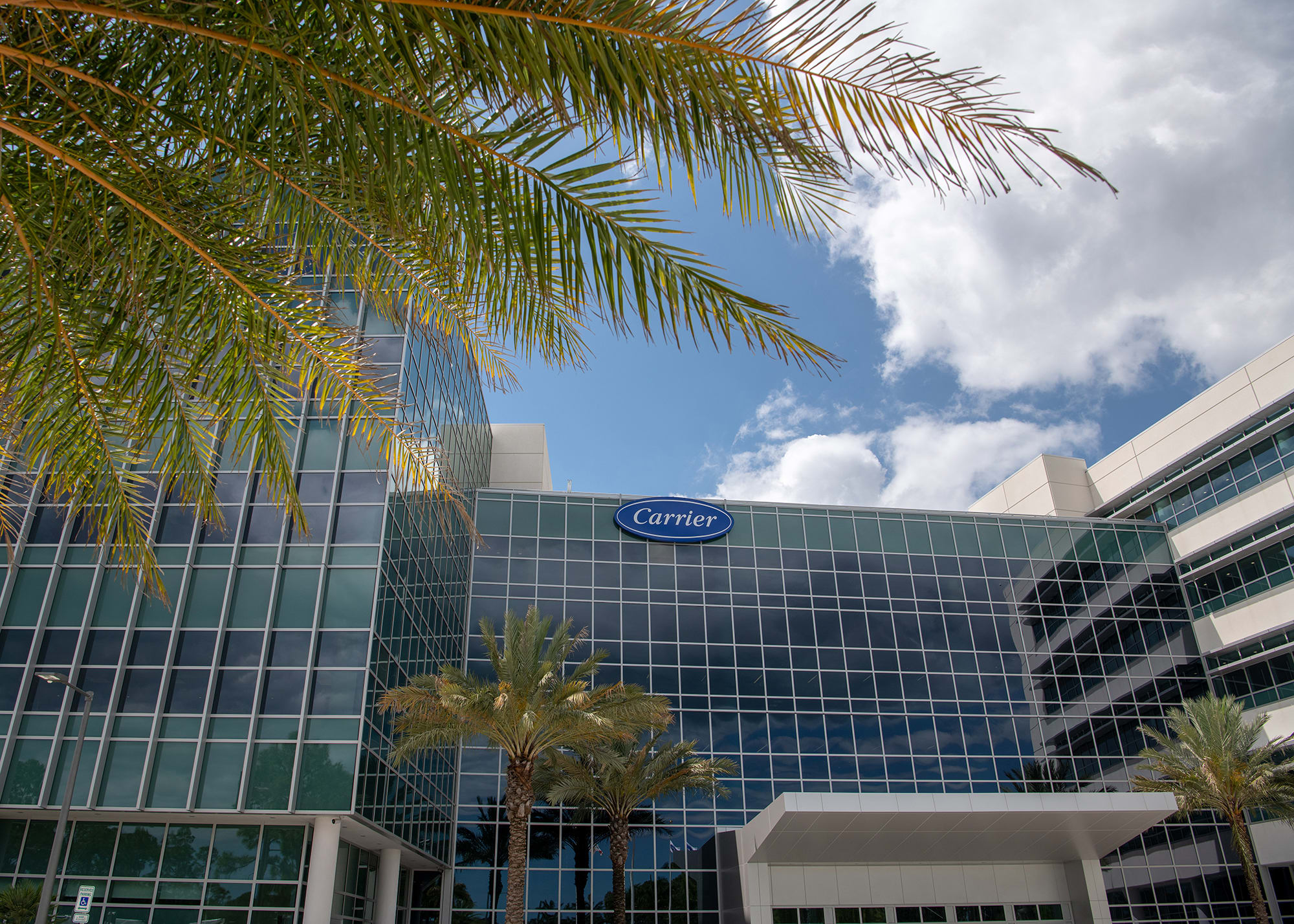 carrier-west-palm-beach-LEED-certified-headquarters-5x7