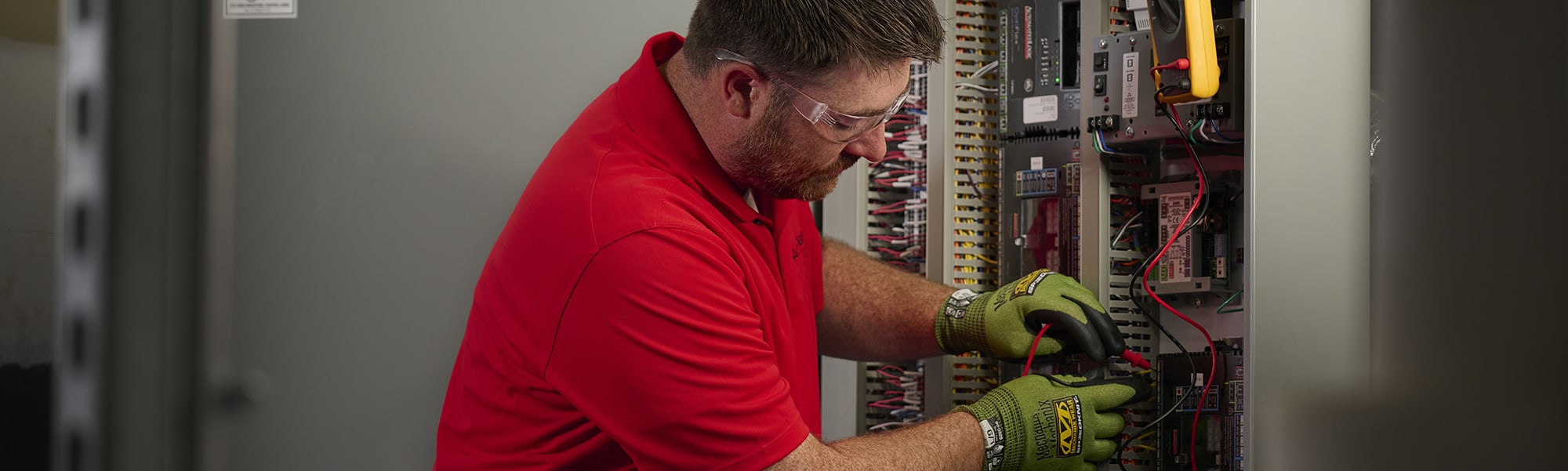alc-field-tech-servicing-equipment