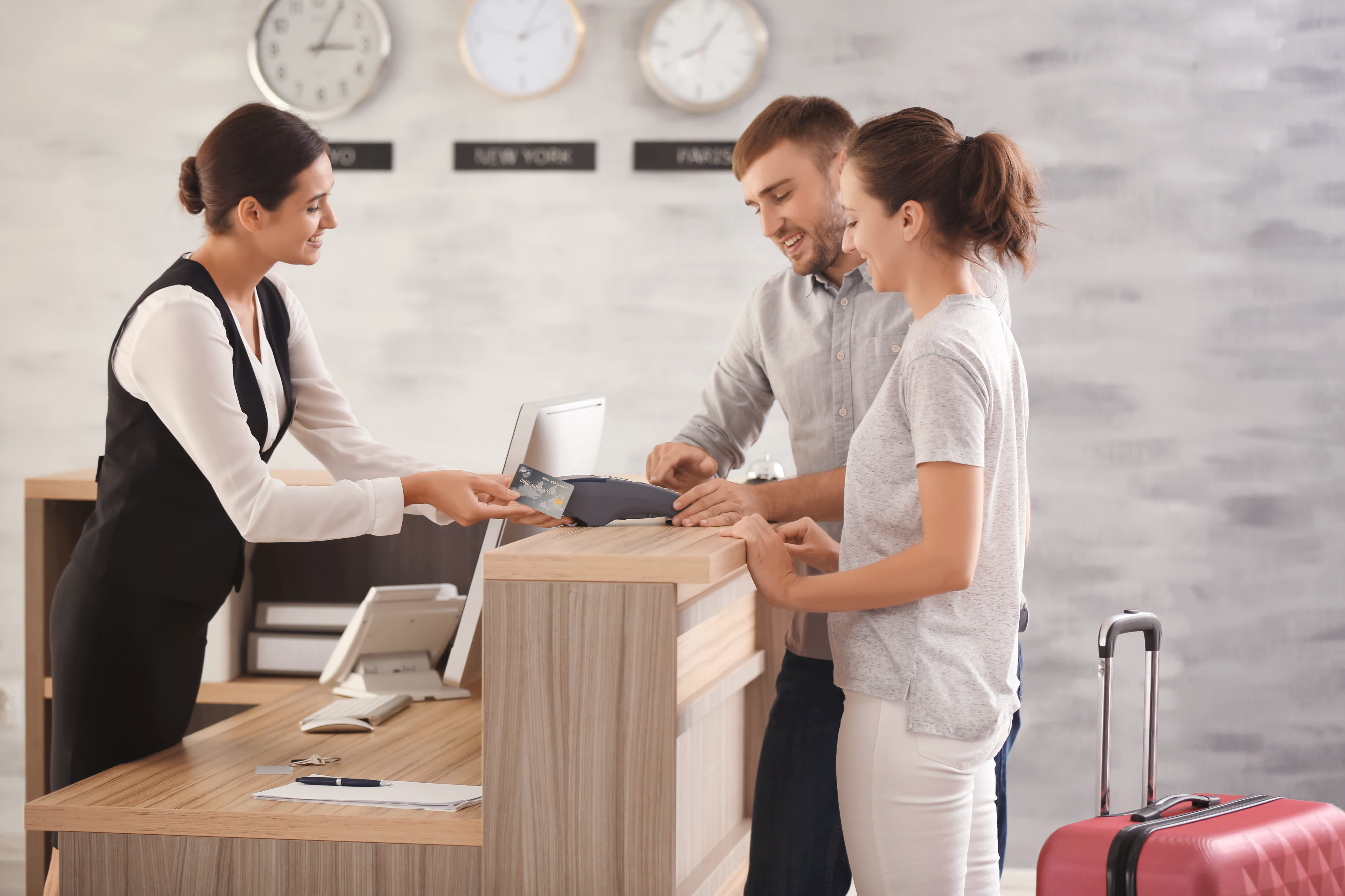 Hotel_Carrier_Rental_2