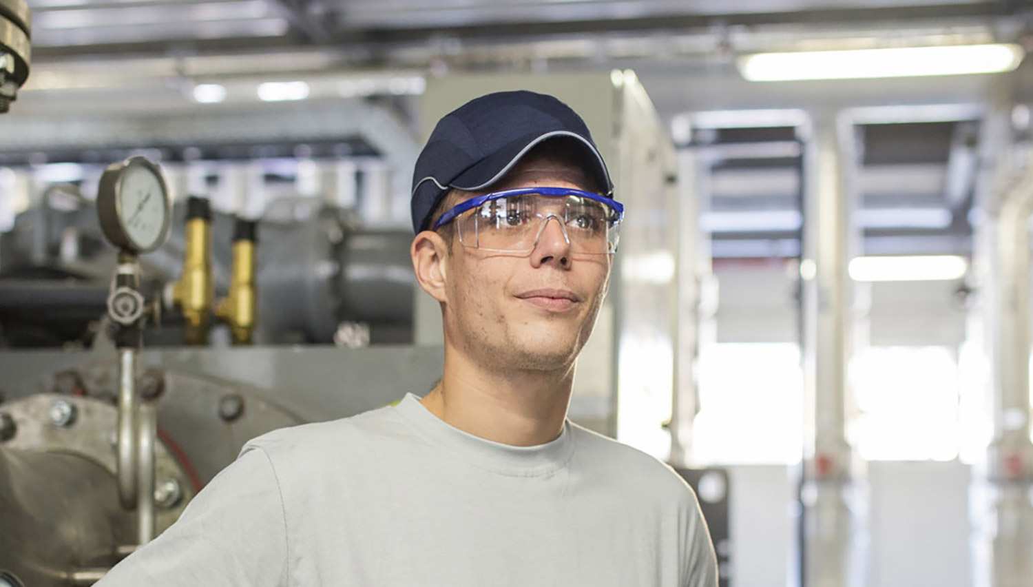 La experiencia de Carrier en el mantenimiento de los sistemas de aire acondicionado, tratamiento de aire, calefacción y refrigeración representada en un gráfico