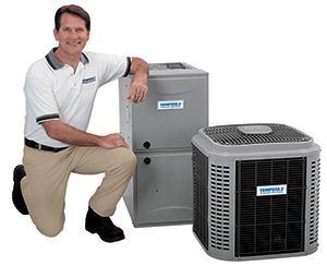 dealer-kneeling-air-conditioner
