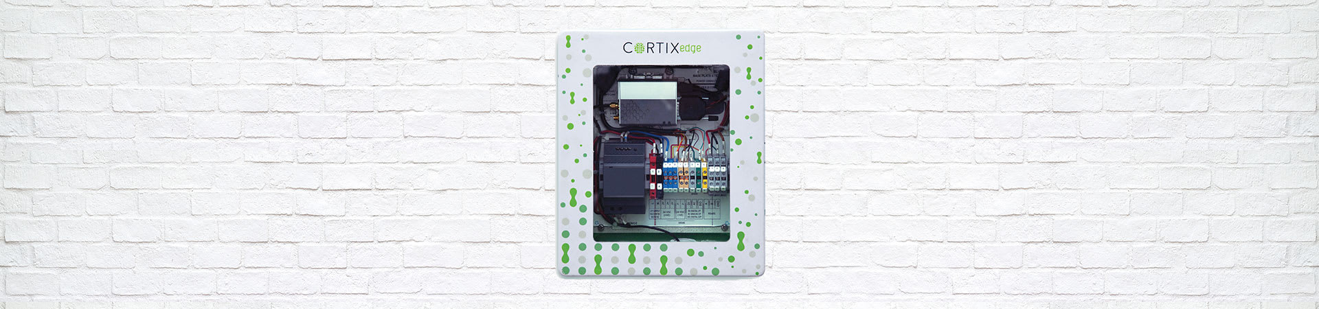 Cortix-connect-control-and-optimize-your-small-format-retail-stores-with-the-cortixedge-system-banner
