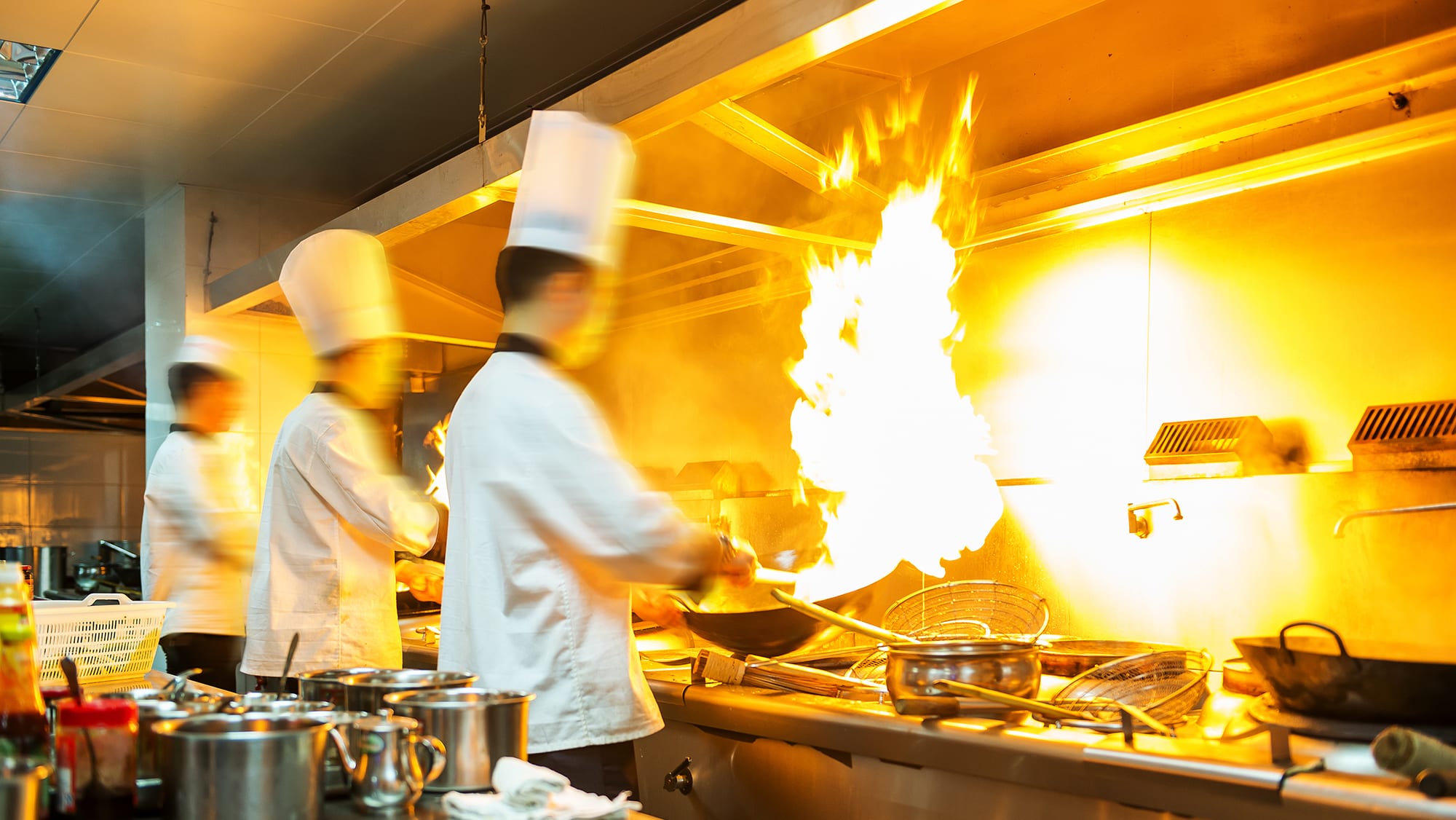 chef-restaurant-kitchen-stove-16x9