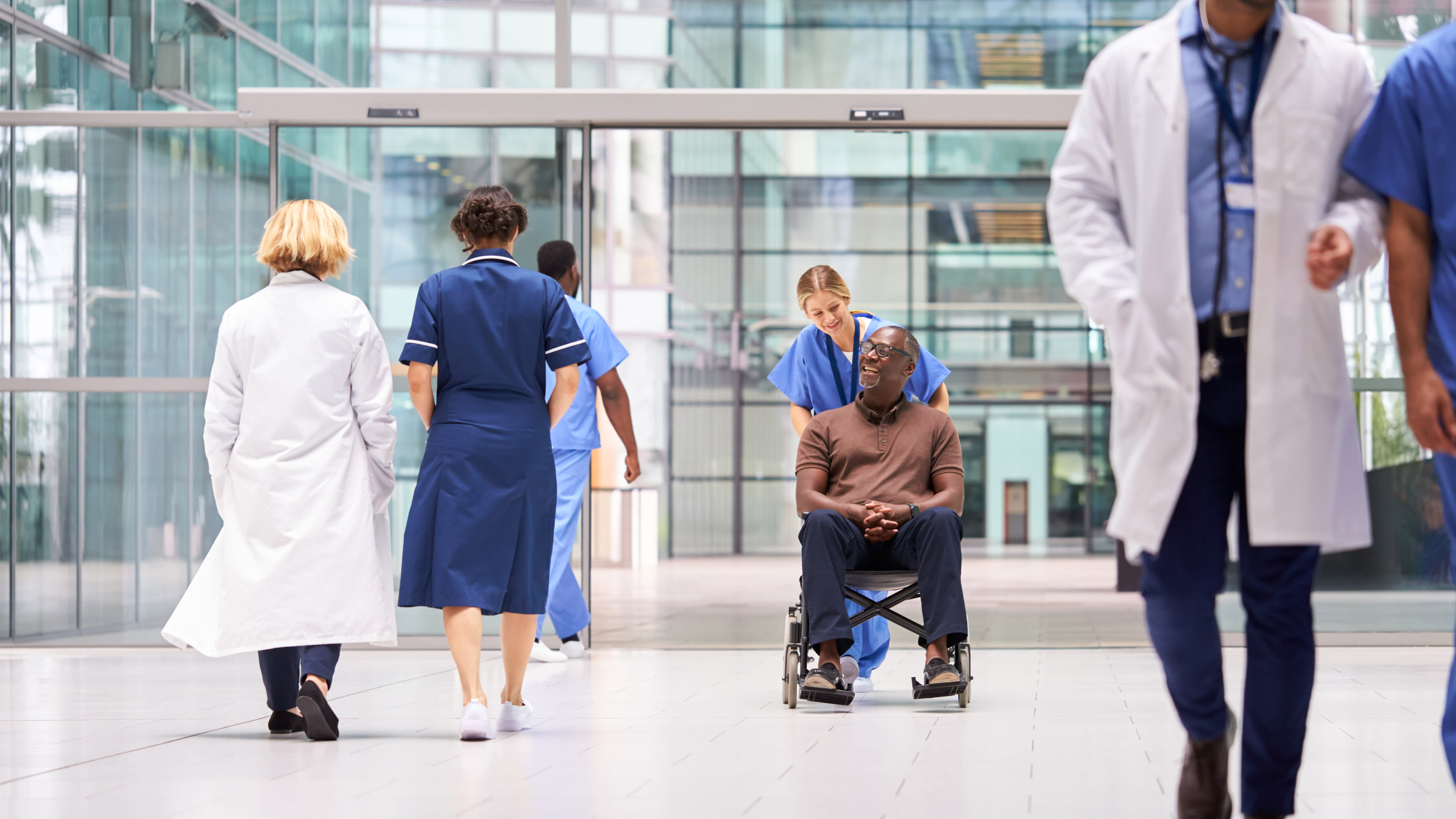 shaking-hands-icon-16x9