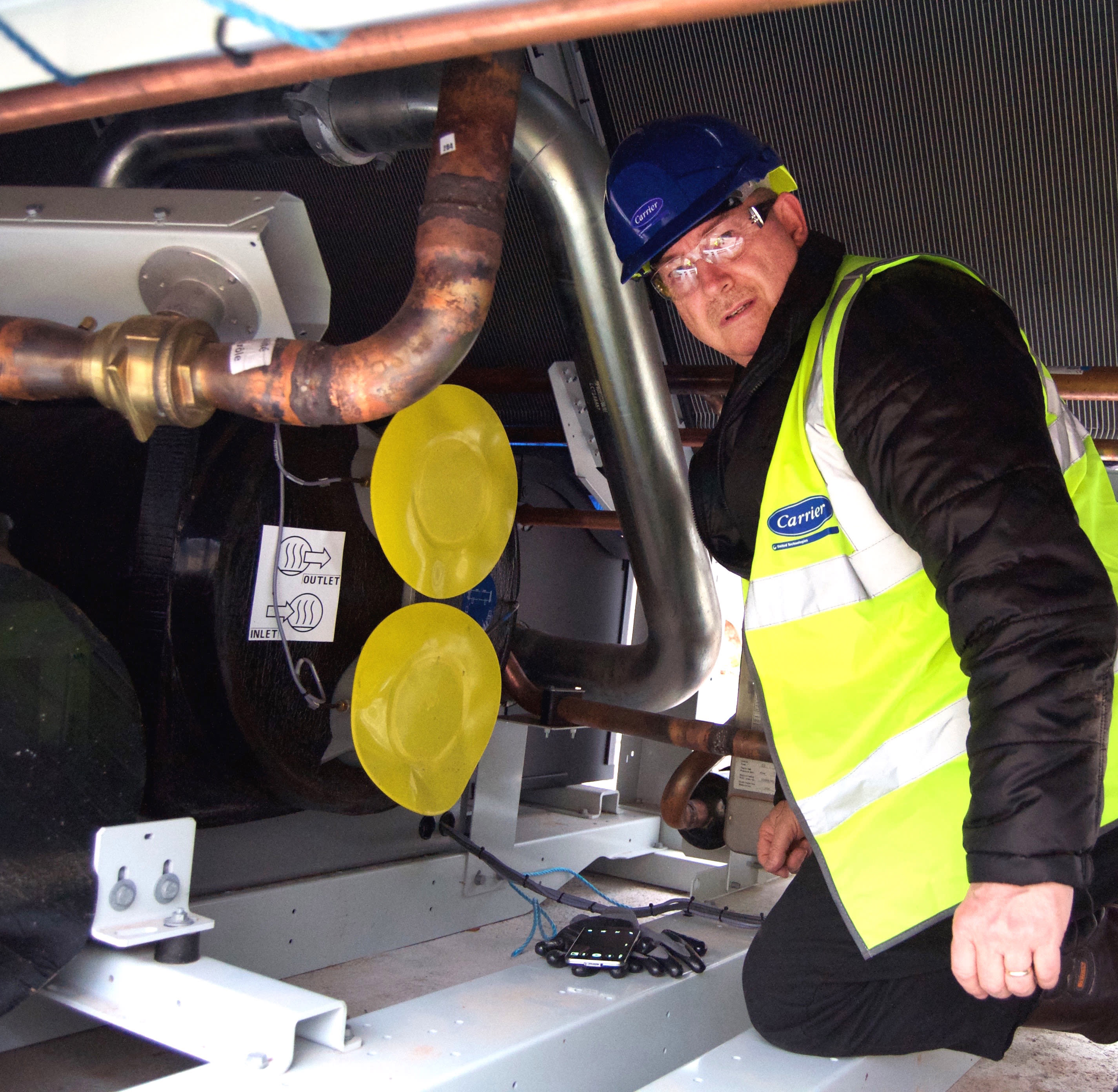 carrier-case-study-icc-wales-chillers-installation