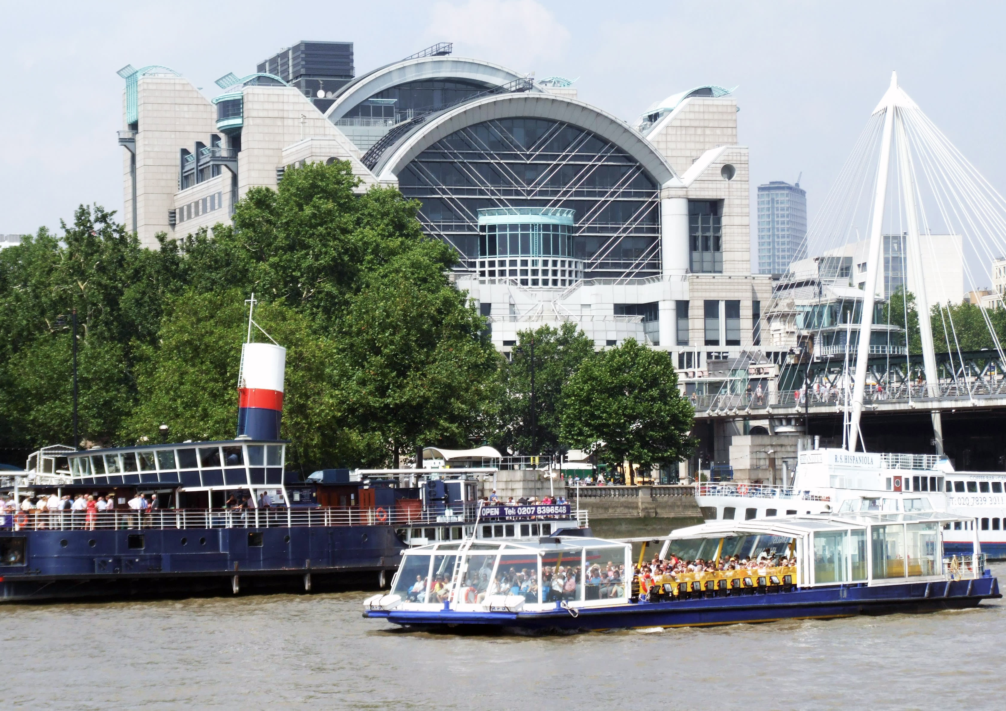 carrier-case-study-pwc-london-headquarters-alongside-the-thames
