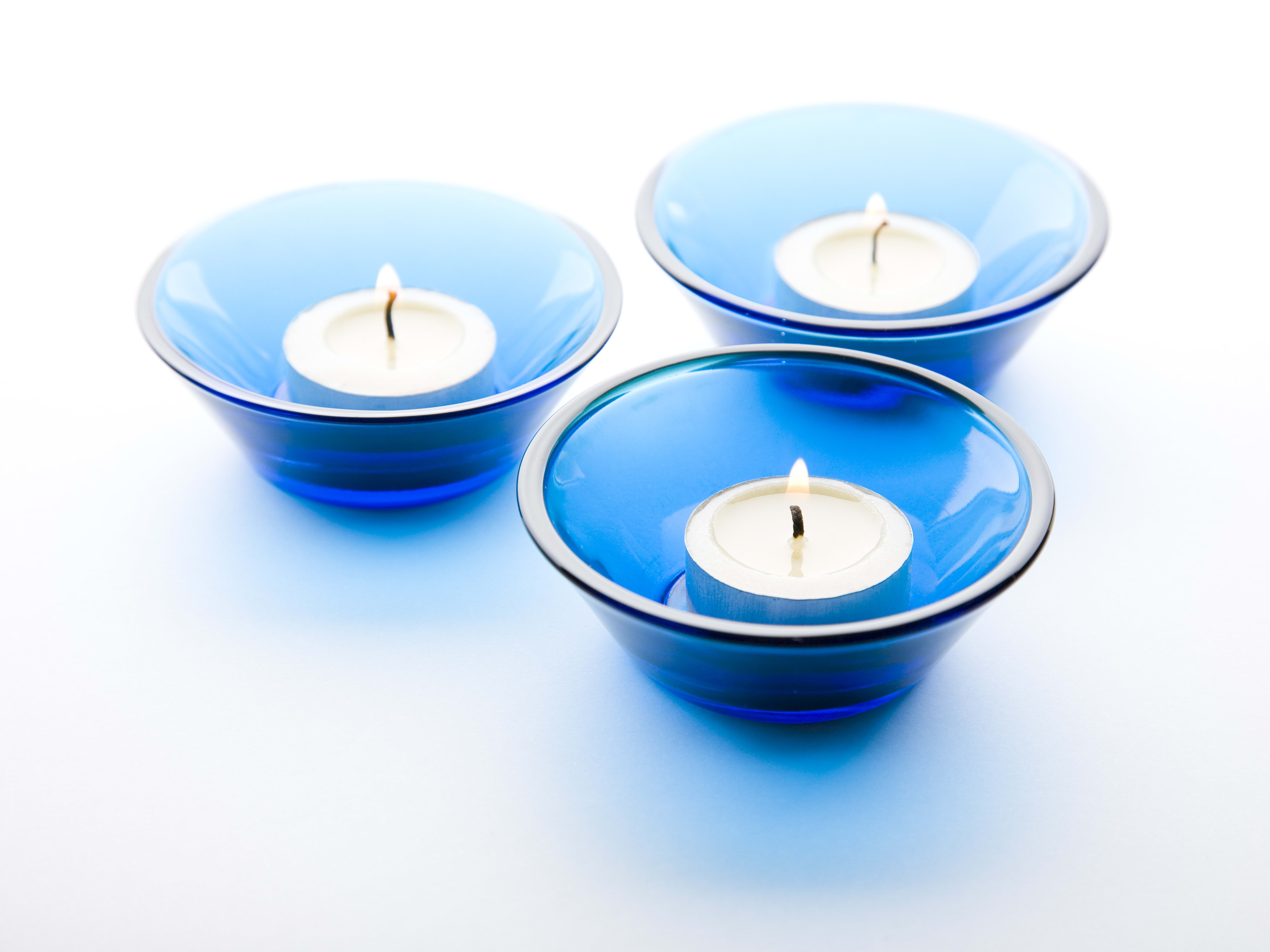 candles-blue-glass