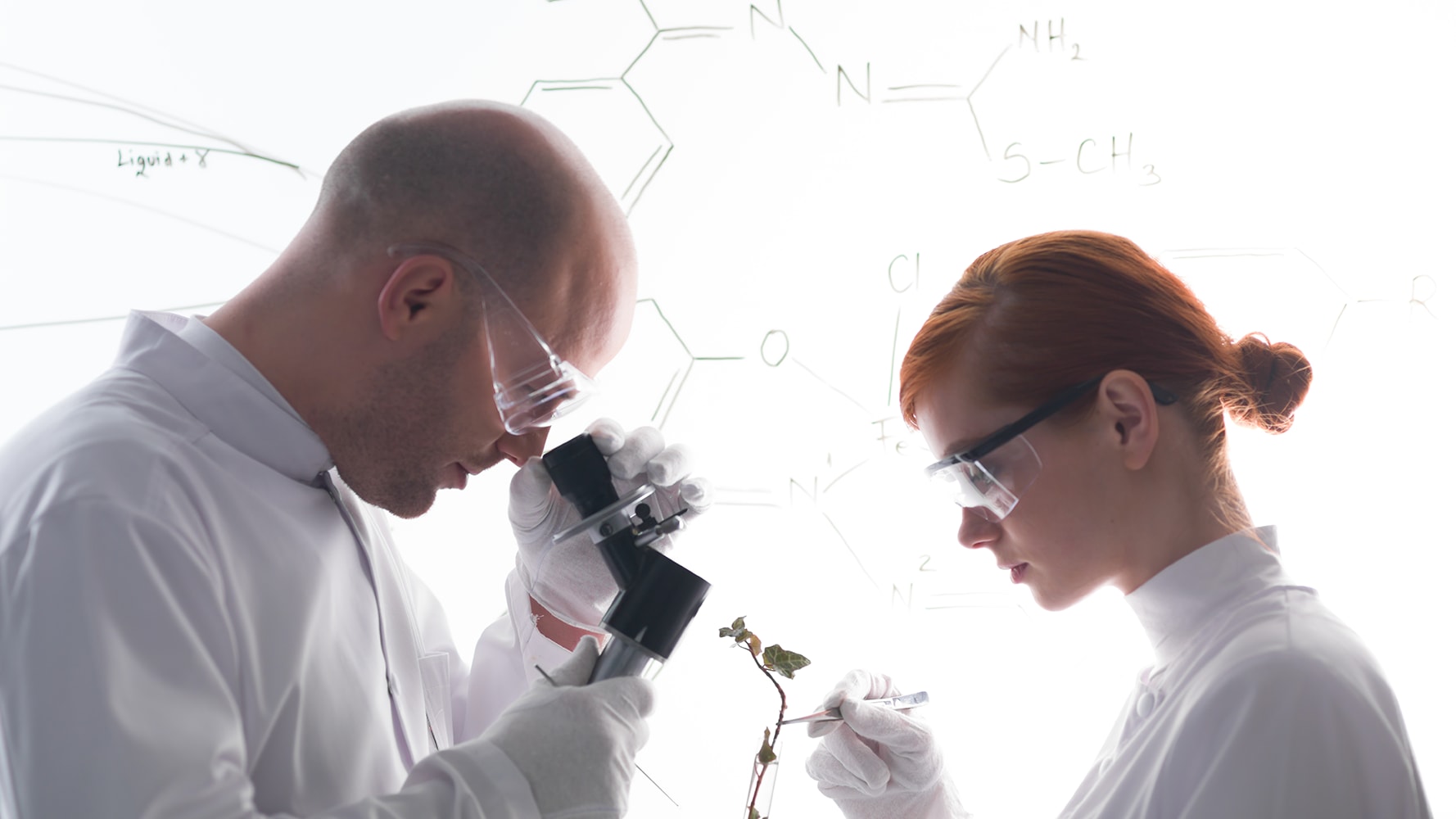 Solutions-Industry-Solutions-Life-Sciences-16X9
