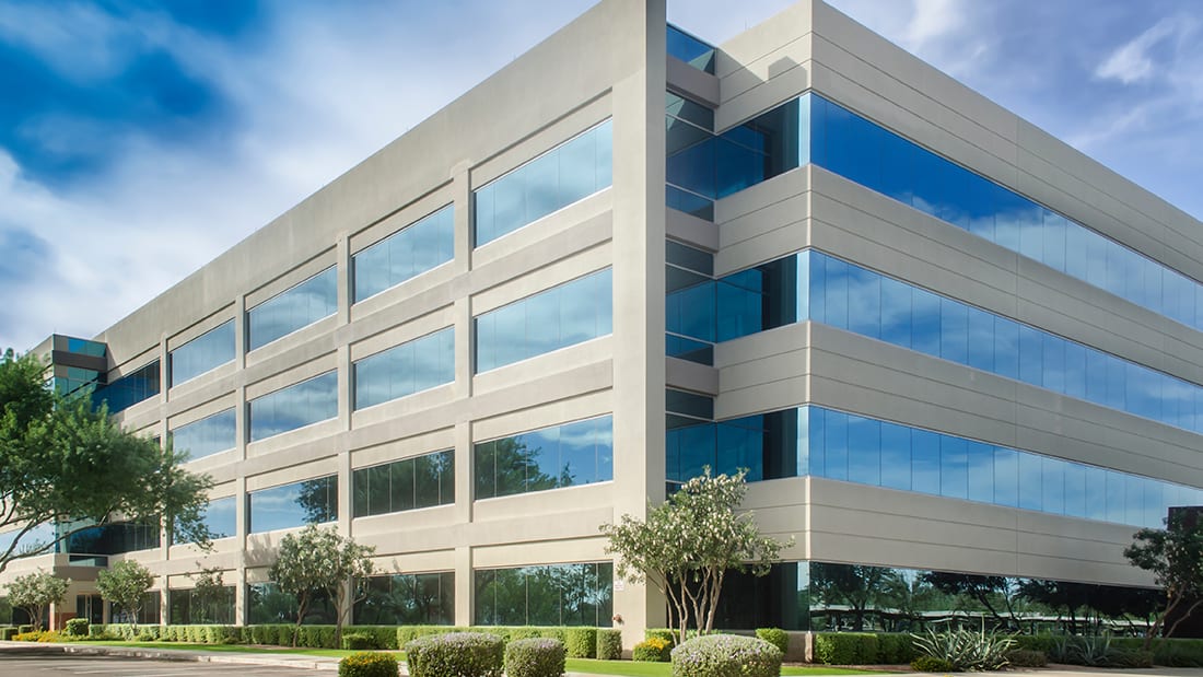 exterior-commercial-bldg-daytime-16x9
