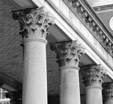 columns-government-building