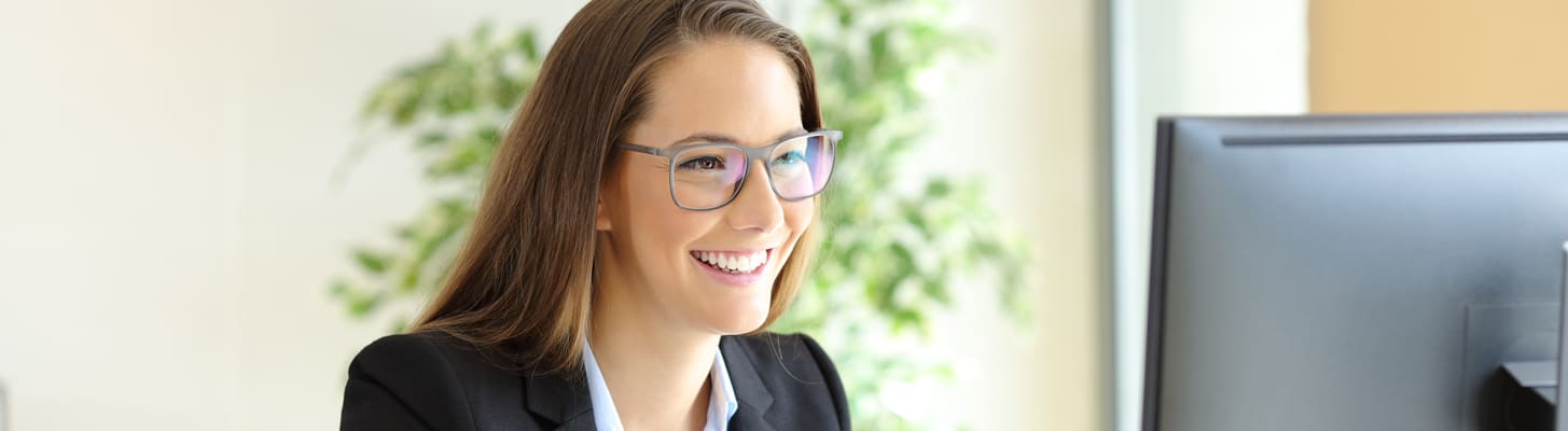 businesswoman-computer_h